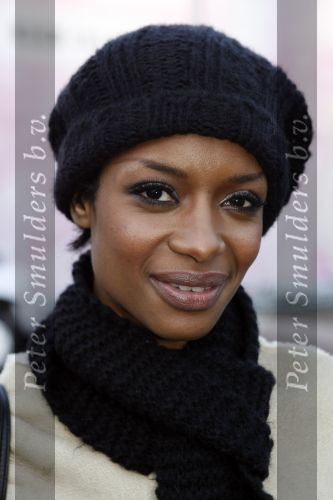 Amsterdam 26 januari 2007
Sylvana Simons bij modeshow Ilja Visser tijdens amsterdam fashion week. Sylvana heeft muts op.
