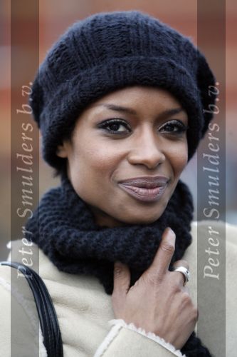 Amsterdam 26 januari 2007
Sylvana Simons bij modeshow Ilja Visser tijdens amsterdam fashion week. Sylvana heeft muts op.