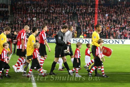 Eindhoven, 20 Februari 2007 Champions Leaguewedstrijd
PSV-FC Arsenal 1e ronde Eindstand 1-0 Seizoen 2006/2007
Thierry Henry