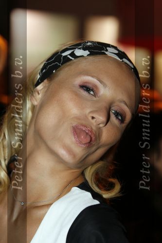 Amsterdam 27 januari 2007
Modeshow Percy op de amsterdam fashion week. Yfke Sturm  steekt tong uit