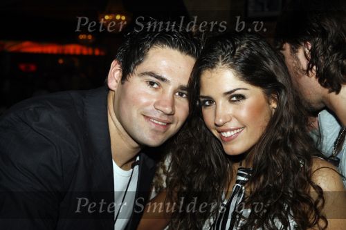 Uitgeest 17 januari 2006
Feest Henk Geels in Bobs saloon.
Jan Smit en Yolanthe Cabau v Karsbergen en zusje jan smit