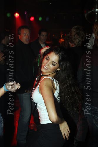 Uitgeest 17 januari 2006
Feest Henk Geels in Bobs saloon.
Jan Smit en Yolanthe Cabau v Karsbergen en zusje jan smit