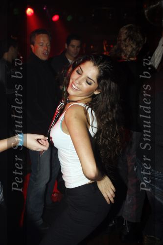 Uitgeest 17 januari 2006
Feest Henk Geels in Bobs saloon.
Jan Smit en Yolanthe Cabau v Karsbergen en zusje jan smit