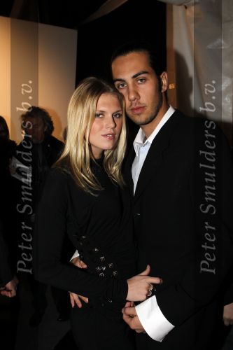 Amsterdam 30 januari 2010
Modeshow suptertrash tijdens amsterdam fashion week. Alexandra Richards met vriend
Peter Smulders bv