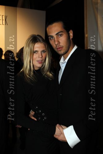 Amsterdam 30 januari 2010
Modeshow suptertrash tijdens amsterdam fashion week. Alexandra Richards met vriend
Peter Smulders bv