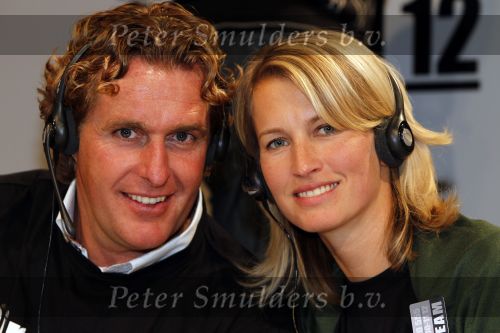 Hilversum 21 januari 2010
Rtl SBS en de NOS hebben samen een tv programma en aktie in elkaar gedraaid om zoveel mogelijk geld op te halen voor giro 55 ten bate van Haiti. Anouk en Edwin Smulders 
Peter Smulders bv