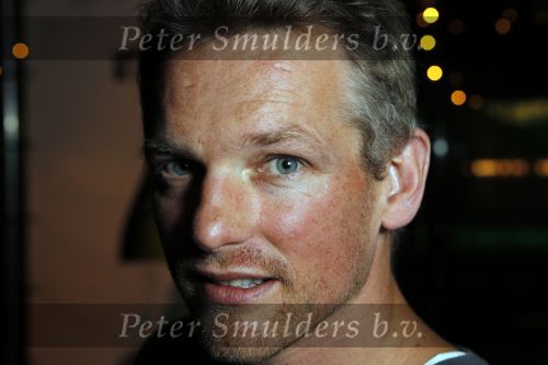 Amsterdam 15 januari 2010
Feestje vanwege 1000000 (miljoen) bezoekers bij de film komt een vrouw bij de dokter in het cobra cafe. Aanwezige cast Barry Atsma Carice v Houten Anna Drijver Dirk Zeelenberg, producent Reinout Oerlemans met zijn vrouw Danielle en schrijver Kluun met zijn vrouw.
Peter Smulders bv