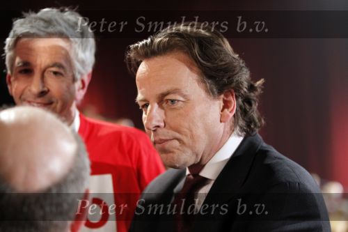 Hilversum 21 januari 2010
Rtl SBS en de NOS hebben samen een tv programma en aktie in elkaar gedraaid om zoveel mogelijk geld op te halen voor giro 55 ten bate van Haiti. Bert Koenders
Peter Smulders bv