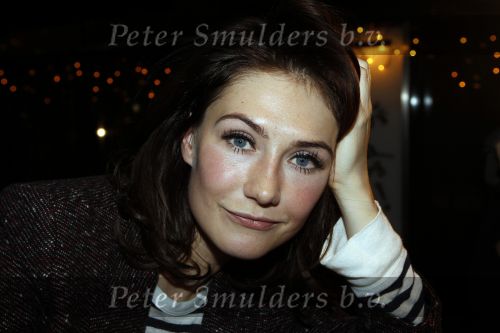 Amsterdam 15 januari 2010
Feestje vanwege 1000000 (miljoen) bezoekers bij de film komt een vrouw bij de dokter in het cobra cafe. Aanwezige cast Barry Atsma Carice v Houten Anna Drijver Dirk Zeelenberg, producent Reinout Oerlemans met zijn vrouw Danielle en schrijver Kluun met zijn vrouw.
Peter Smulders bv