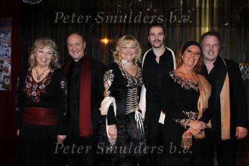 Amsterdam 19 januari 2010
Perspresentatie omdat ik zoveel van je hou met Carry Tefsen Henk Poort Hanny Vree Bob Fosko Danny Nooy Robbert Besselaar. Jacques d Ancona presenteert het geheel in carre.
Peter Smulders bv