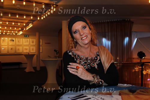 Amsterdam 19 januari 2010
Perspresentatie omdat ik zoveel van je hou met Carry Tefsen Henk Poort Hanny Vree Bob Fosko Danny Nooy Robbert Besselaar. Jacques d Ancona presenteert het geheel in carre.
Peter Smulders bv