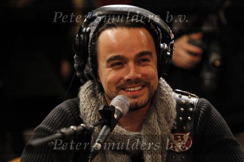 Hilversum 21 januari 2010
Rtl SBS en de NOS hebben samen een tv programma en aktie in elkaar gedraaid om zoveel mogelijk geld op te halen voor giro 55 ten bate van Haiti. Dinand Woesthoff van Kane 
Peter Smulders bv