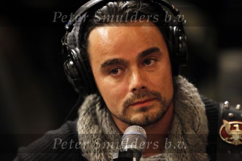 Hilversum 21 januari 2010
Rtl SBS en de NOS hebben samen een tv programma en aktie in elkaar gedraaid om zoveel mogelijk geld op te halen voor giro 55 ten bate van Haiti. Dinand Woesthoff van Kane 
Peter Smulders bv