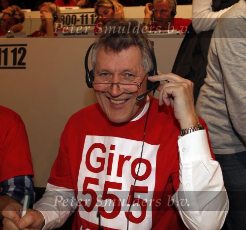Hilversum 21 januari 2010
Rtl SBS en de NOS hebben samen een tv programma en aktie in elkaar gedraaid om zoveel mogelijk geld op te halen voor giro 55 ten bate van Haiti. Dirk Scheringa
Peter Smulders bv