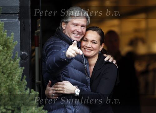 Amsterdam 30 januari 2010
Dries Roelvink op bezoek in de winkel waar zijn vriendin werkt op de pc hooftstraat.
Peter Smulders bv