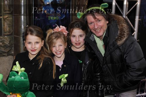 Amsterdam 30 januari 2010
Premiere de prinses en de kikker in Tuschinski. Erik de Zwart met dochters
Peter Smulders bv