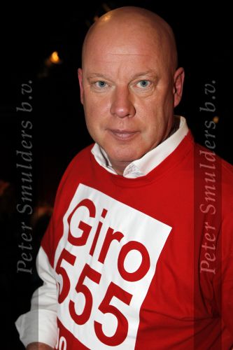 Hilversum 21 januari 2010
Rtl SBS en de NOS hebben samen een tv programma en aktie in elkaar gedraaid om zoveel mogelijk geld op te halen voor giro 55 ten bate van Haiti. Frits Wester
Peter Smulders bv