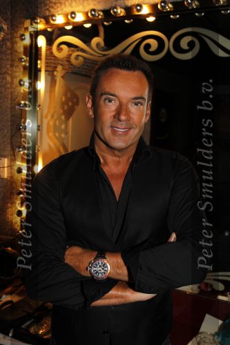 Uitgeest 18 januari 2010
Nieuwjaars feest van Henk Geels in Bobs Party saloon. Gerard Joiling
Peter Smulders bv