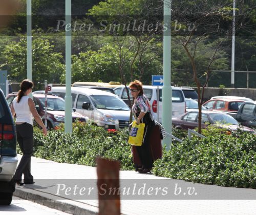 26 December 2009 Curacao
Aankomst Marianne Weber met partner