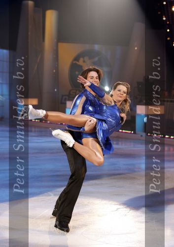Hilversum 4 februari 2011
Sterren dansen op het ijs bij SBS6 in studio 22.
Het wordt gepresenteerd door Gerard Joling en Nance Coolen. Babette v Veen
Peter Smulders bv
