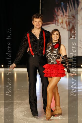Utrecht 26 januari 2011
Perspresentatie Sterren dansen op het ijs van SBS6 gepresenteerd door Gerard Joling en Nance Coolen. Beau v Erven Dorens met Amanda Merrit
Peter Smulders bv