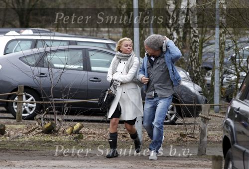 Hilvarenbeek 4 februari 2011
De Guusje Nederhorst foundation organiseert dag in de beekse bergen.
OA aanwezig Dinand Woesthoff Jim Bakkum Bettina Berger Chris Zeegers Johnny de Mol jr en Bridget Maasland.
Peter Smulders bv