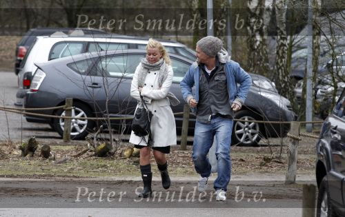 Hilvarenbeek 4 februari 2011
De Guusje Nederhorst foundation organiseert dag in de beekse bergen.
OA aanwezig Dinand Woesthoff Jim Bakkum Bettina Berger Chris Zeegers Johnny de Mol jr en Bridget Maasland.
Peter Smulders bv