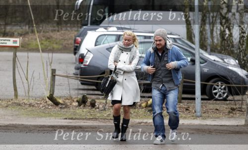 Hilvarenbeek 4 februari 2011
De Guusje Nederhorst foundation organiseert dag in de beekse bergen.
OA aanwezig Dinand Woesthoff Jim Bakkum Bettina Berger Chris Zeegers Johnny de Mol jr en Bridget Maasland.
Peter Smulders bv