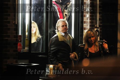 Amsterdam 29 januari 2011
Hans en Connie Breukhoven verlaten restaurant Le Garage waarna Hans Connie naar huis brengt.
Peter Smulders bv