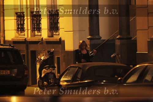 Amsterdam 29 januari 2011
Hans en Connie Breukhoven verlaten restaurant Le Garage waarna Hans Connie naar huis brengt.
Peter Smulders bv