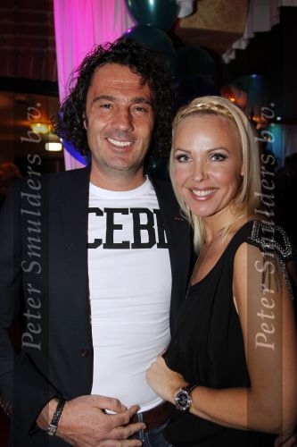 Uitgeest 17 januari 2011
Nieuwjaarsreceptie Henk Geels in Bobs saloon. Denise Boekhof met vriend
Peter Smulders bv