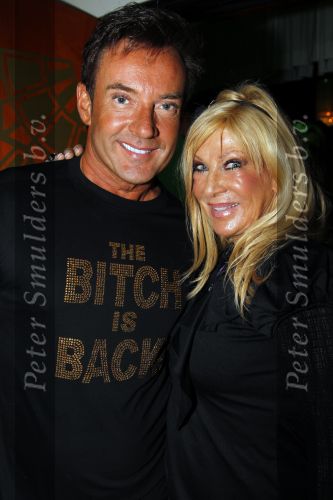 Uitgeest 17 januari 2011
Nieuwjaarsreceptie Henk Geels in Bobs saloon. Gerard Joling met Mary Borsato
Peter Smulders bv
