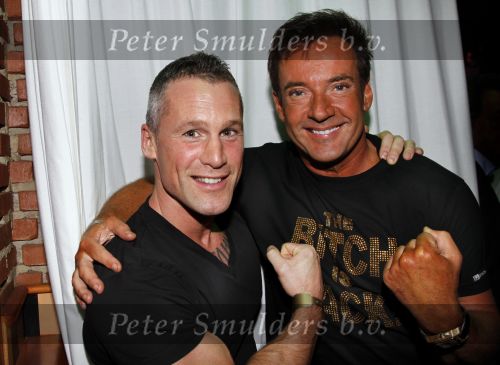 Uitgeest 17 januari 2011
Nieuwjaarsreceptie Henk Geels in Bobs saloon. Gerard Joling met personal trainer
Peter Smulders bv