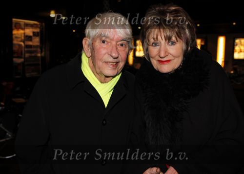 Amsterdam 15 december 2011
Presentatie Documentaire Barry Hay bij de melkweg. Hedy d Ancona met Aad Veldhoen
Peter Smulders bv