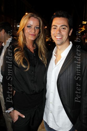 Amsterdam 3 februari 2011
Talkies shopping night bij cafe PC. Inge de Bruijn met een amerikaanse kennis
Peter Smulders bv