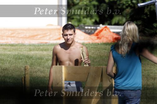 Saint Sulpices les feuilles 16 juli 2009
Jan Smit en zijn nieuwe vriendin Liza Plat  met haar dochtertje Fem op vakantie. Ze slapen in het huis van 3j\'s zanger Jan dulles
Peter Smulders bv