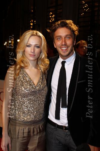 Scheveningen 17 januari 2011
Premiere Sonny Boy in het circustheater. Jennifer Hoffman met vriend
Peter Smulders bv