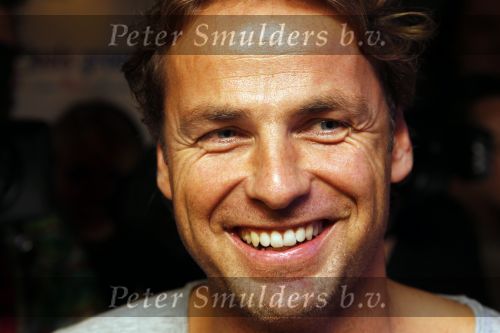 Uitgeest 17 januari 2011
Nieuwjaarsreceptie Henk Geels in Bobs saloon. John Ewbank met Marco Borsato
Peter Smulders bv
