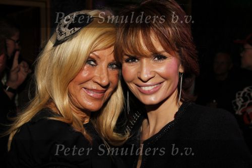 Uitgeest 17 januari 2011
Nieuwjaarsreceptie Henk Geels in Bobs saloon. Mary en Leontien Borsato
Peter Smulders bv