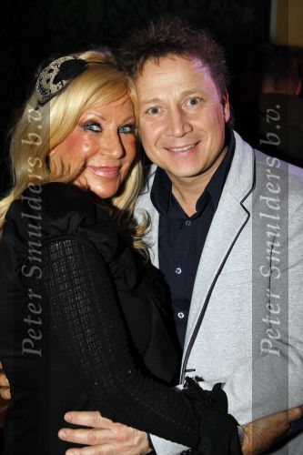 Uitgeest 17 januari 2011
Nieuwjaarsreceptie Henk Geels in Bobs saloon. Mary en Armando Borsato
Peter Smulders bv