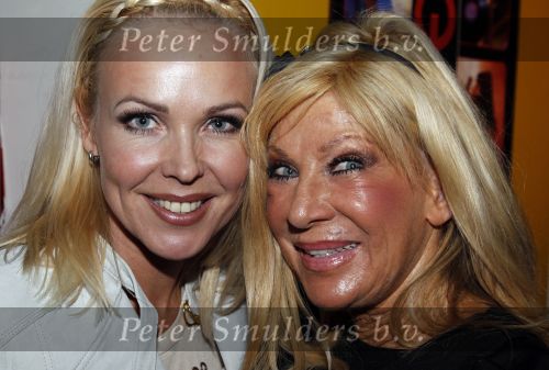 Uitgeest 17 januari 2011
Nieuwjaarsreceptie Henk Geels in Bobs saloon. Denise Boekhof en Mary Borsato
Peter Smulders bv