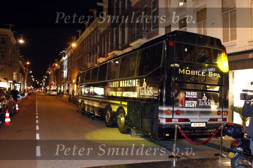 Amsterdam 3 februari 2011
Talkies shopping night bij cafe PC. Bus van de zwaluwhoeve voor Mobile Spa
Peter Smulders bv