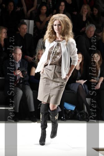 Amsterdam 28 januari 2011
Modeshow van Monique Collignon op de amsterdam fashion week.
Peter Smulders bv
