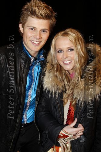 Utrecht 26 januari 2011
Perspresentatie Sterren dansen op het ijs van SBS6 gepresenteerd door Gerard Joling en Nance Coolen. Tim Douwsma met Monique Smit
Peter Smulders bv