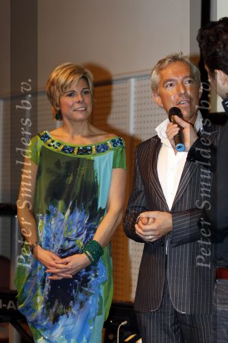 Blijdorp Rotterdam 2 februari 2011
Presentatie van het nieuwe boek van Prinses laurentien en Sieb Posthuma in dierentuin Blijdorp. Prins Constantijn en hun kinderen Eloise Claus Cazimir en Leonore.
Peter Smulders bv