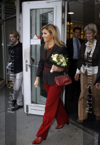 Amsterdam 15 januari 2011
Prinses Maxima op bezoek bij 5 jarig bestaan weekend school in Amsterdam.
Peter Smulders bv