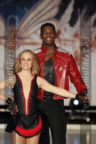 Utrecht 26 januari 2011
Perspresentatie Sterren dansen op het ijs van SBS6 gepresenteerd door Gerard Joling en Nance Coolen. Remy Bonjasky met Kellyn Koeppelinger
Peter Smulders bv