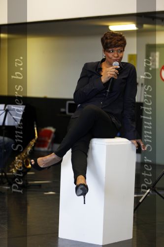 Amsterdam 27 januari 2011
Ruth Jacott perspresenatie bij Focus.
Peter Smulders bv