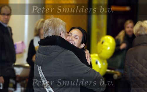 Schiphol 2 februari 2011
Sabine Koning wordt door haar vriend opgehaald op schiphol nadat ze uit Los Angeles naar Amsterdam is gevlogen.
Peter Smulders bv