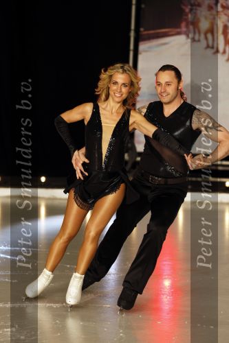 Utrecht 26 januari 2011
Perspresentatie Sterren dansen op het ijs van SBS6 gepresenteerd door Gerard Joling en Nance Coolen. Vivian Reys met Nick Keagan
Peter Smulders bv